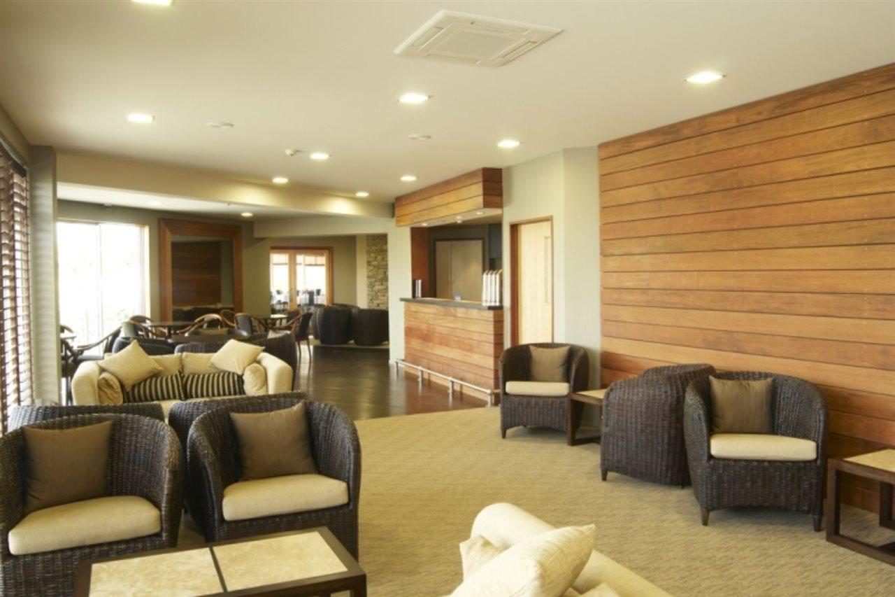 Distinction Luxmore Hotel Te Anau Zewnętrze zdjęcie