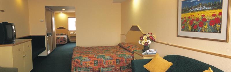 Distinction Luxmore Hotel Te Anau Zewnętrze zdjęcie