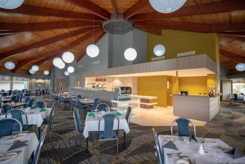 Distinction Luxmore Hotel Te Anau Zewnętrze zdjęcie