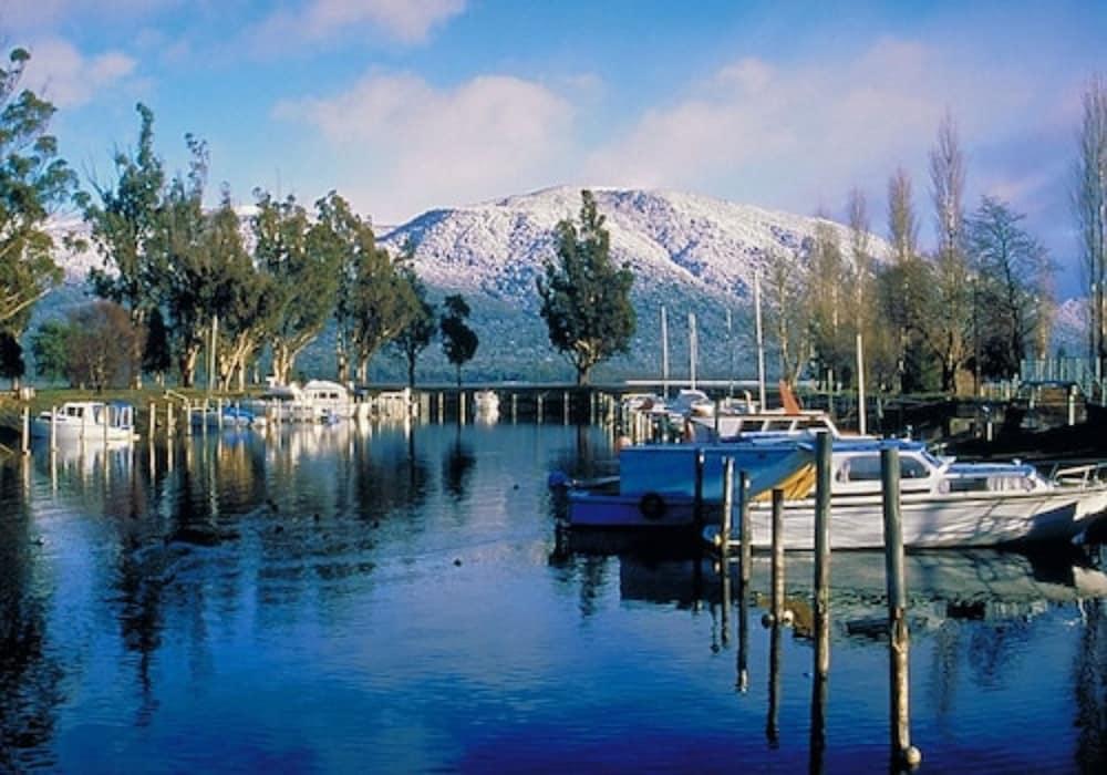Distinction Luxmore Hotel Te Anau Zewnętrze zdjęcie