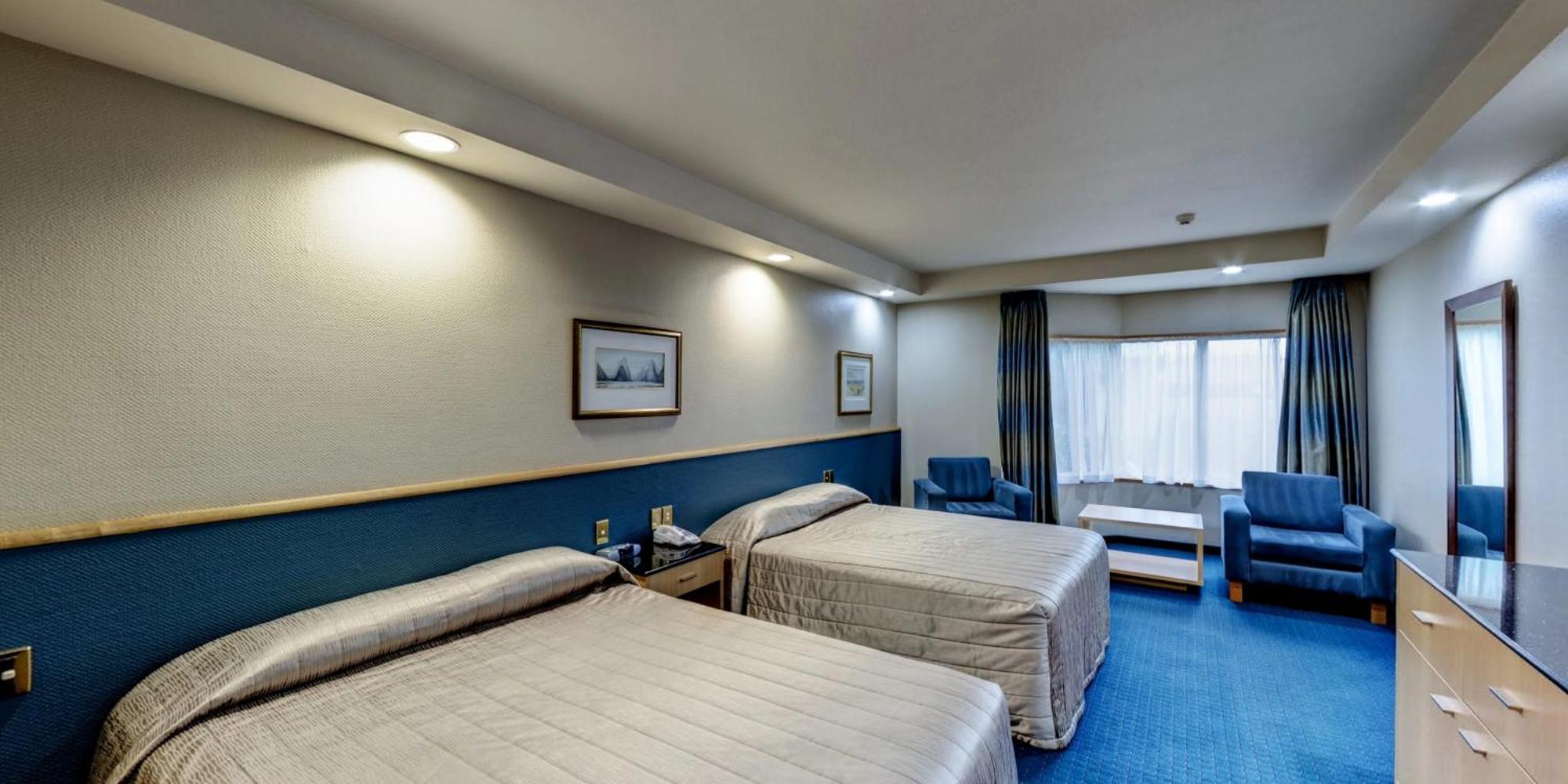 Distinction Luxmore Hotel Te Anau Zewnętrze zdjęcie